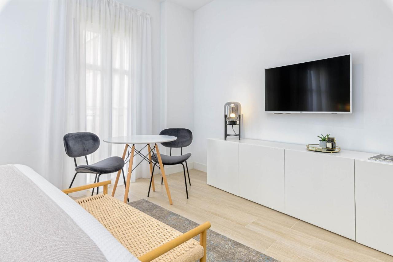 Iloftmalaga Studio Apartments מראה חיצוני תמונה